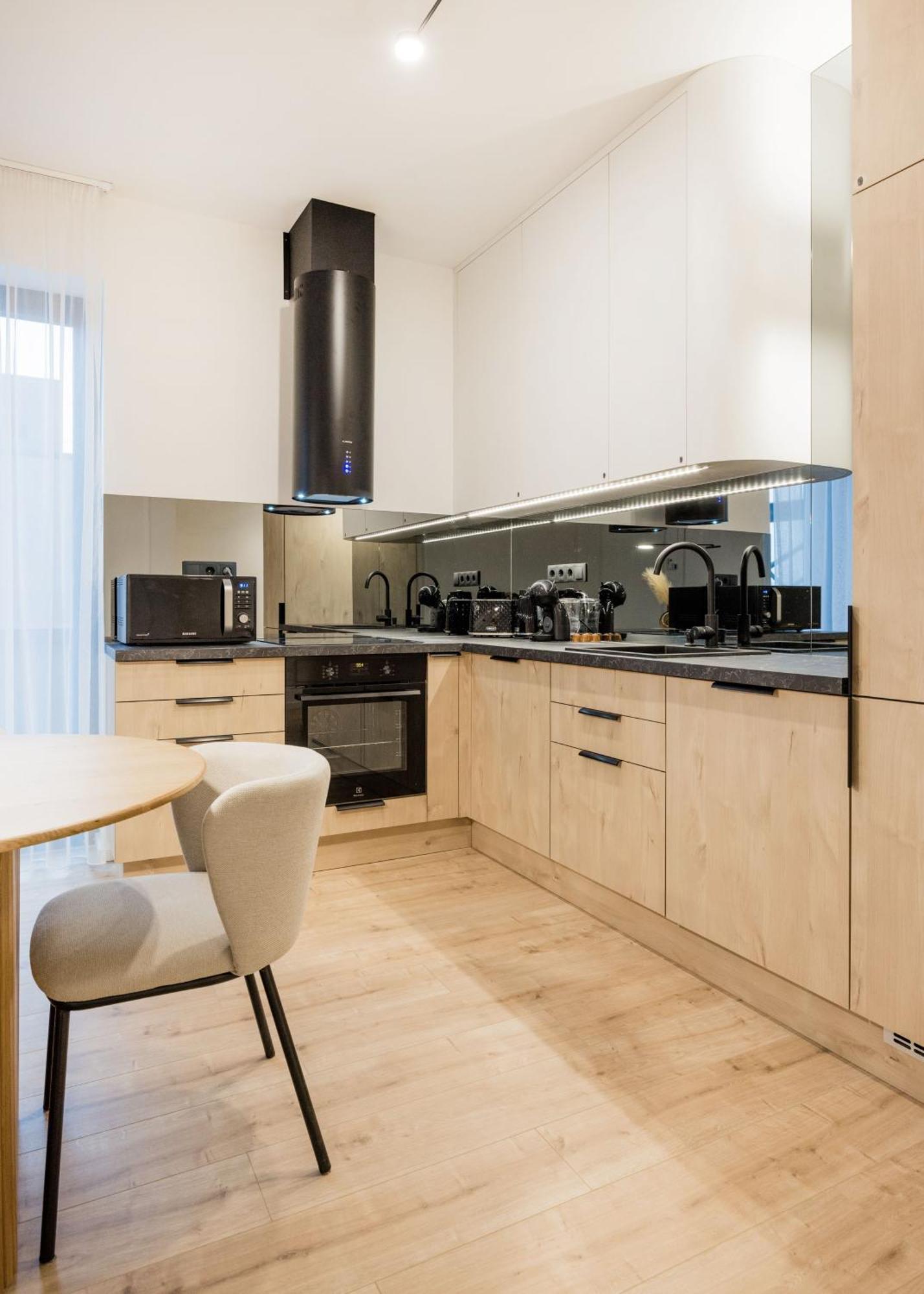 Penthouse With View And Parking For Two Apartment